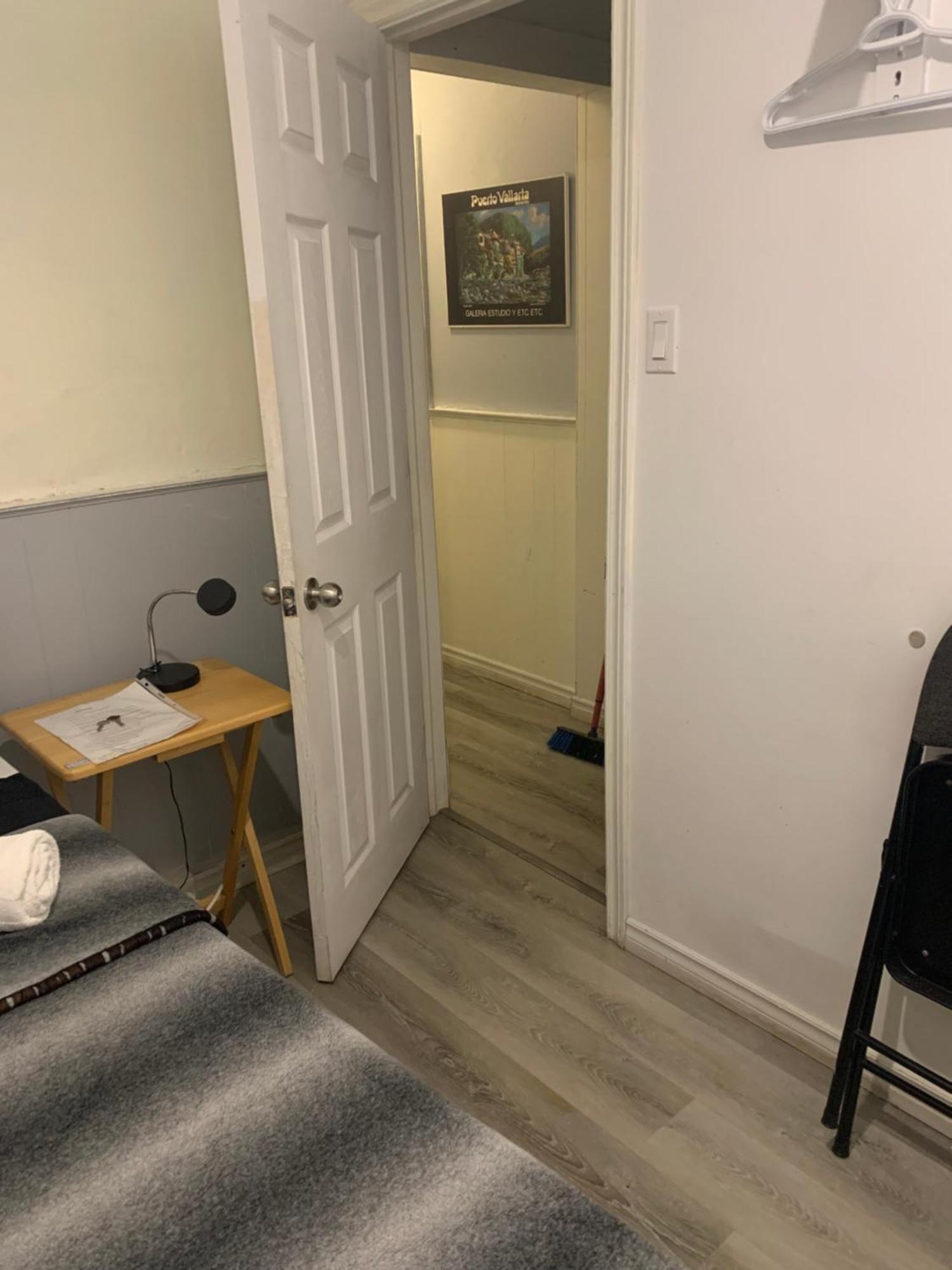 Private Room Steps To University Of Ottawa Downtown Екстериор снимка