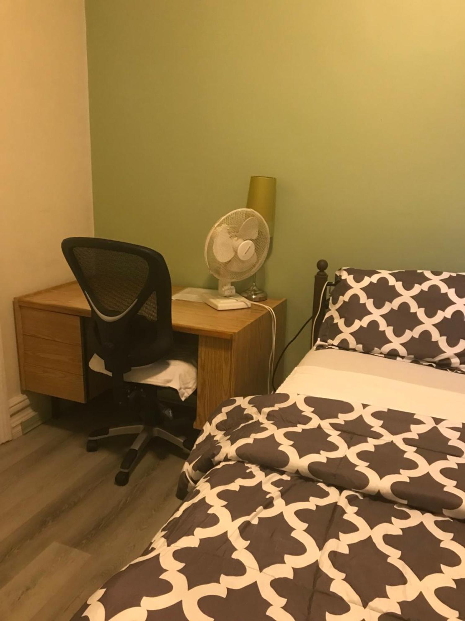 Private Room Steps To University Of Ottawa Downtown Екстериор снимка